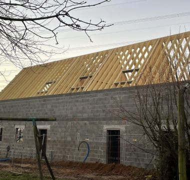 Création d'une charpente pour une maison d'habitation en rénovation