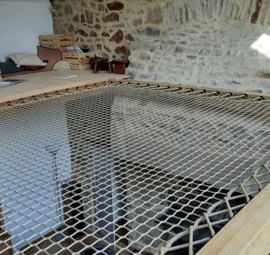 Création d'une structure sur mezzanine pour accueillir un filet de protection