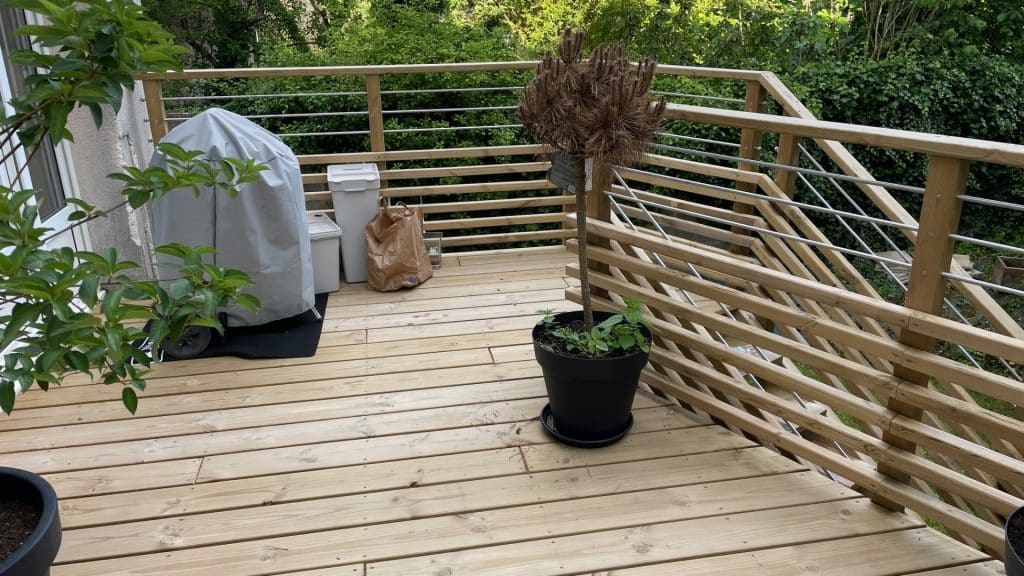 creation-terrasse-sur-pilotis-laval-2